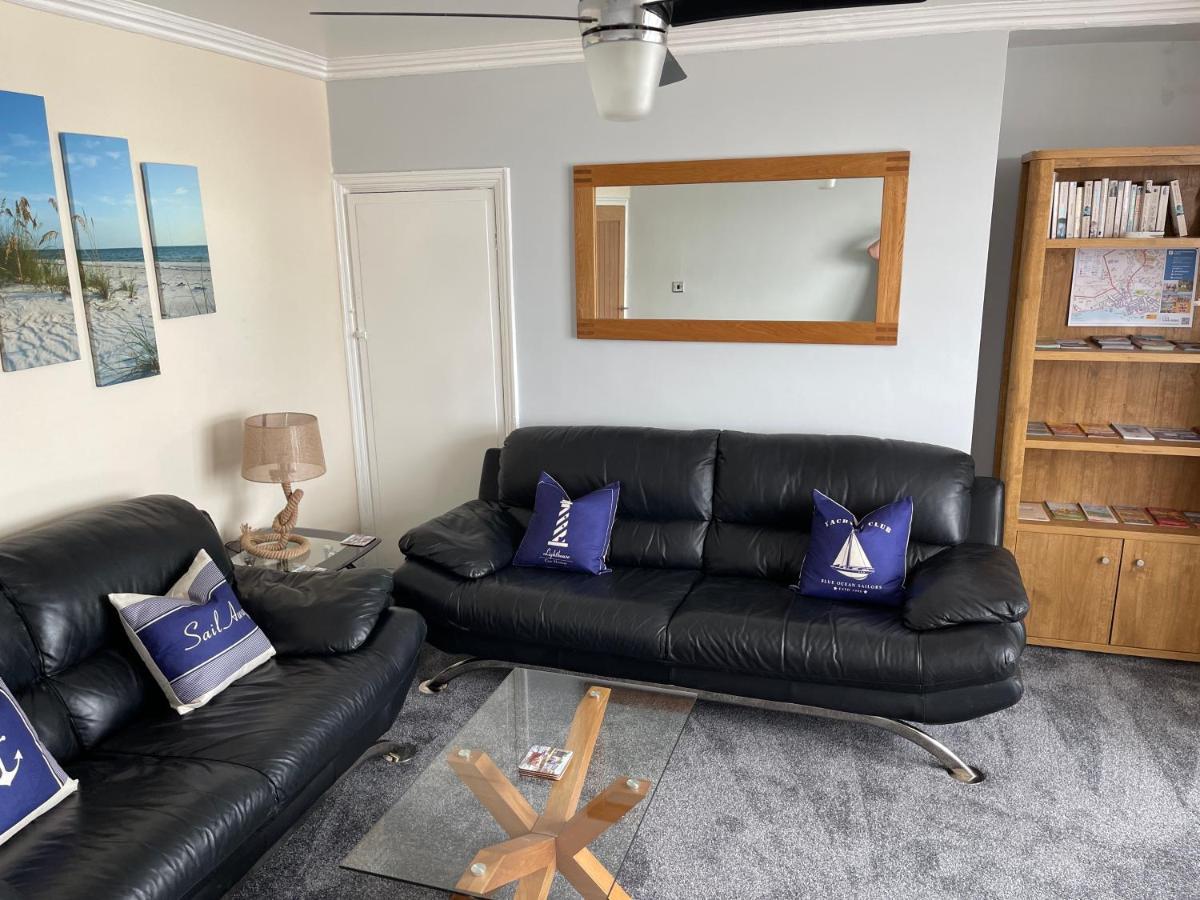 Harbour View Holiday Let - Entire 3 Bedroom Maisonette With Spectacular Harbour And Sea Front Views Sleeps 5 Bridlington Eksteriør bilde